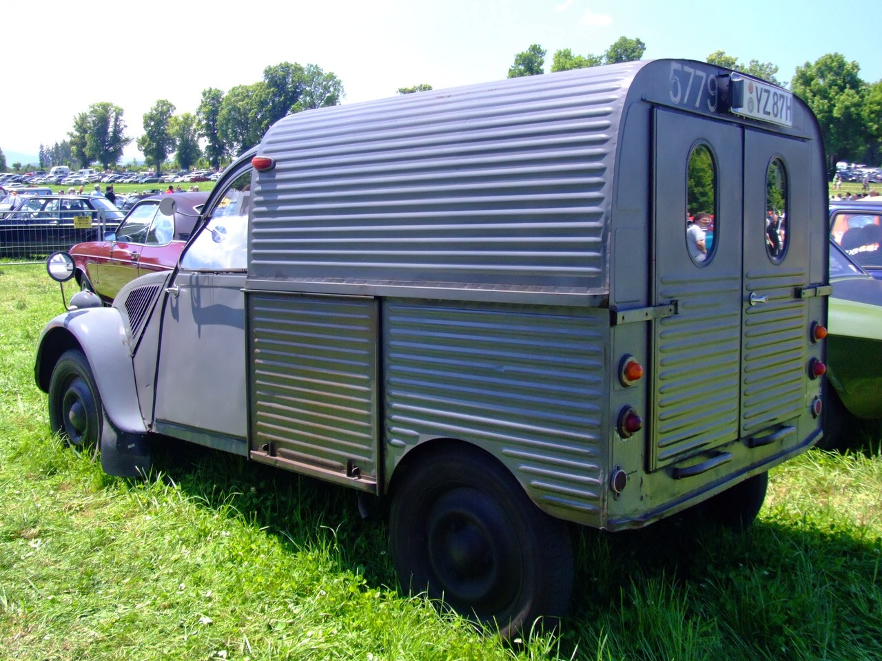 Citroen Citroneta 2 CV Azam 13 HP