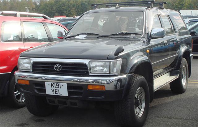 Toyota Hilux Surf 30
