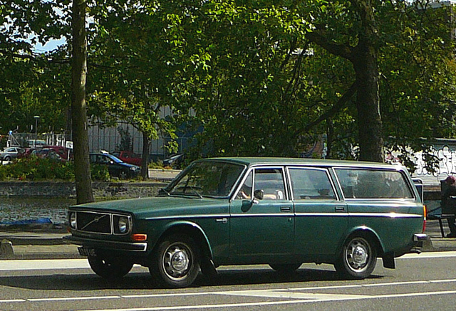 Volvo 145DL Volvo 145DL