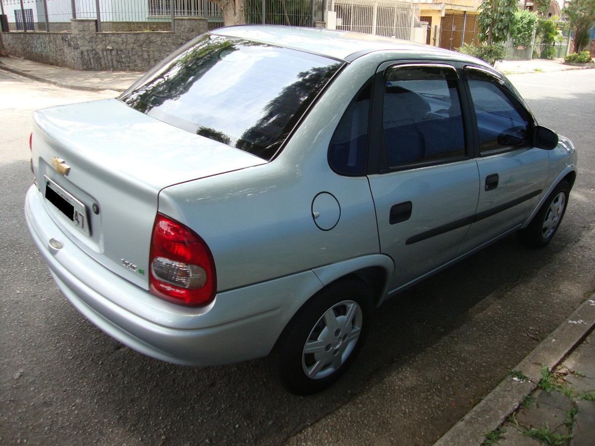 Chevrolet Corsa Classic Sedan