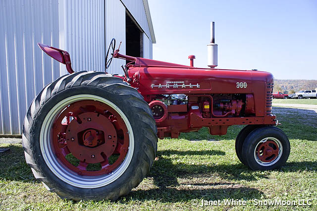 Farmall 300