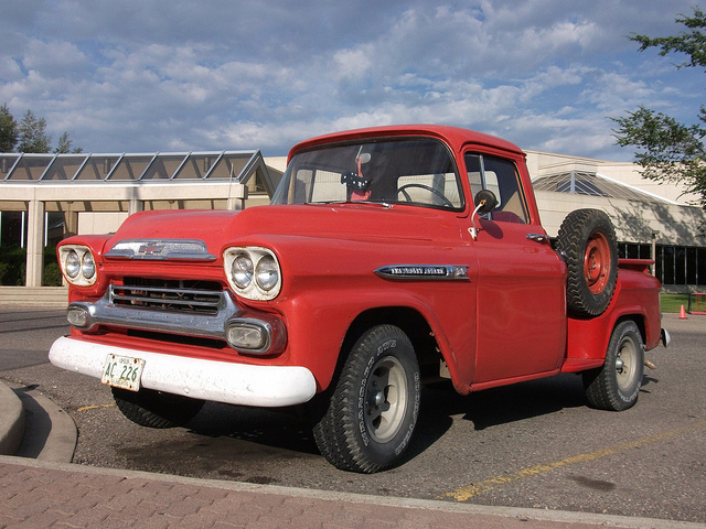 Chevrolet Apache 31