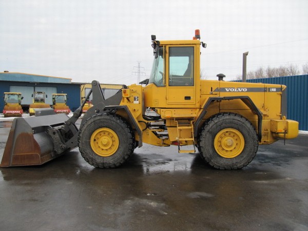 Volvo L90D