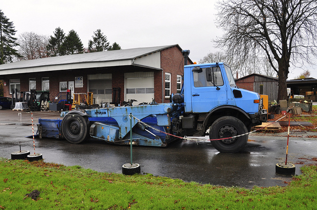 Mercedes-Benz Unimog 1700