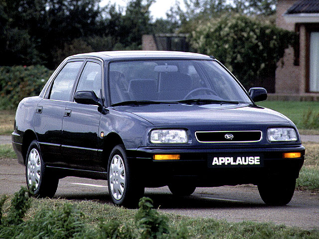 Daihatsu Applause L