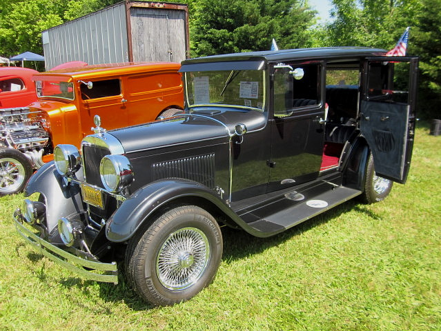 Dodge Standard Six sedan