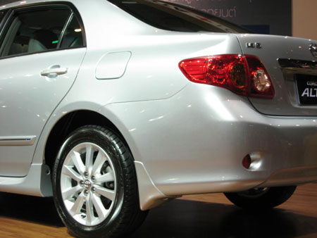 Toyota Corolla Altis 16J