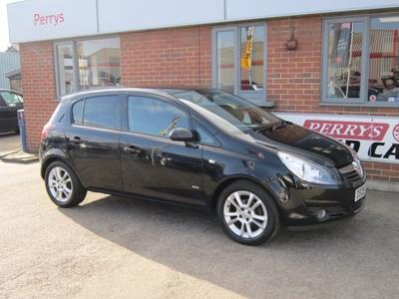 Vauxhall 16 5 door hatchback