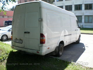 Mercedes-Benz Sprinter 412D