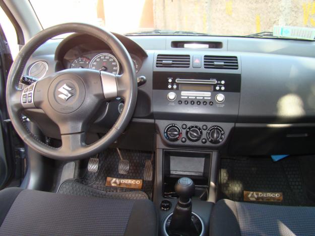 Suzuki Swift GL 15 VVT