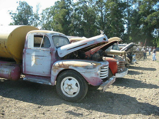 Ford F-6 1000 gallon Water Truck