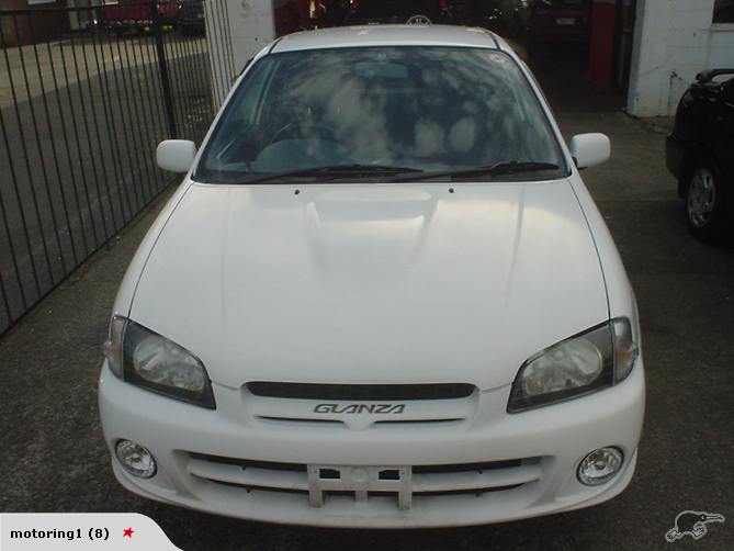 Toyota Starlet Glanza S