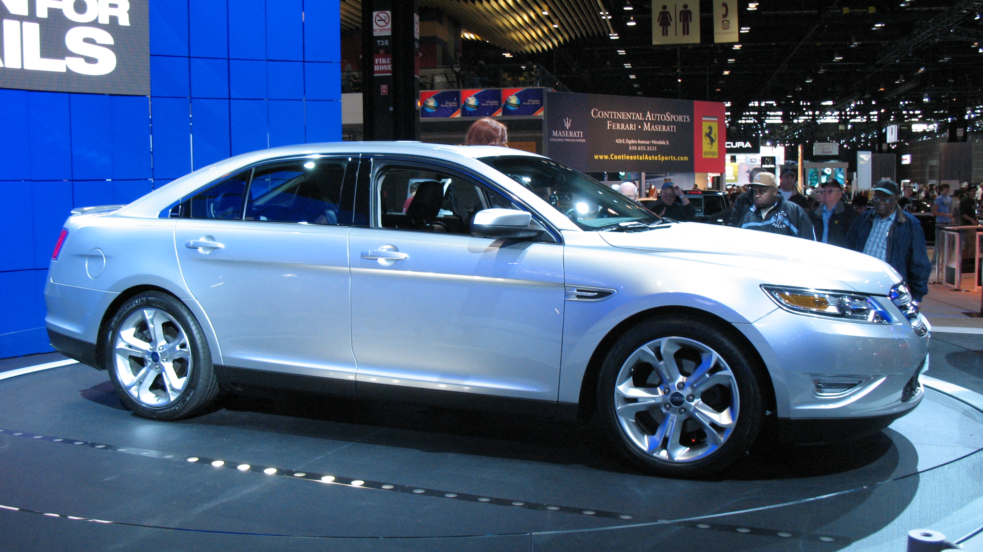 Ford Taurus SHO