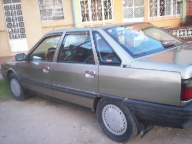 Renault 21 RX