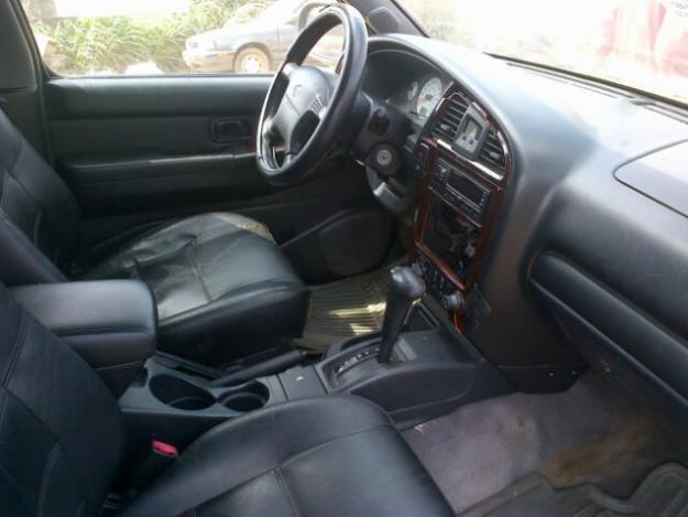 Nissan Pathfinder 35