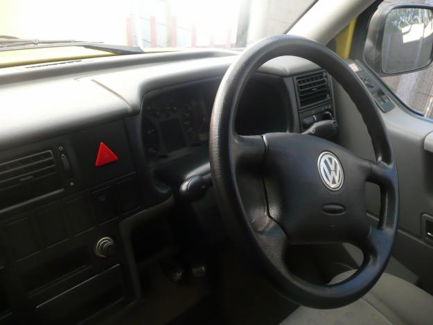 Volkswagen Caravelle 25 TDI