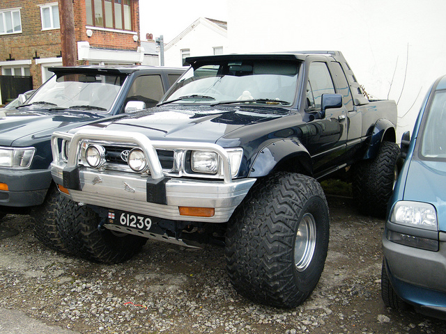 Toyota Hilux Crew Cab