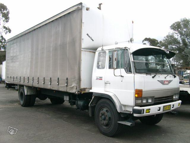 Hino FF