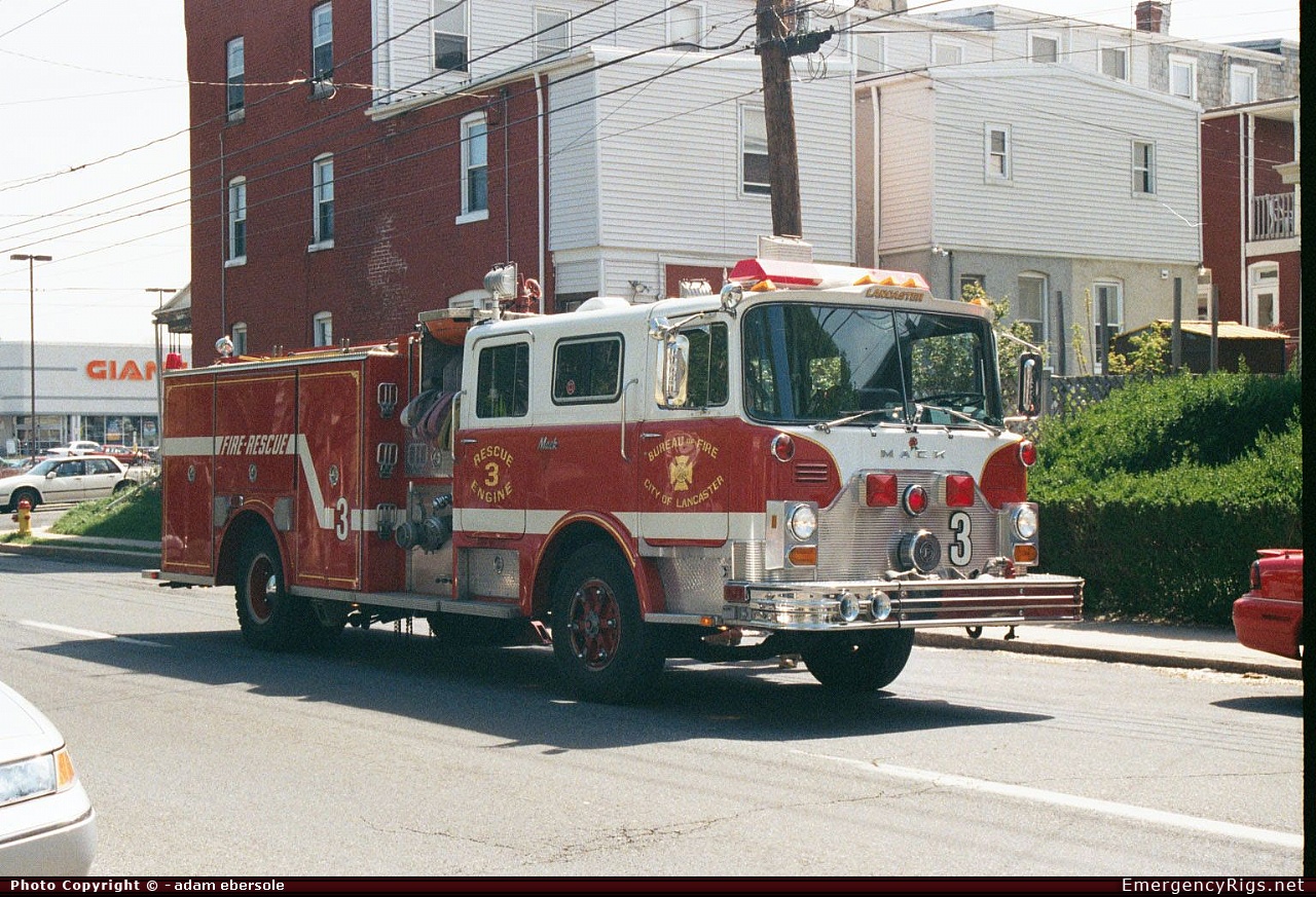 Mack Pumper