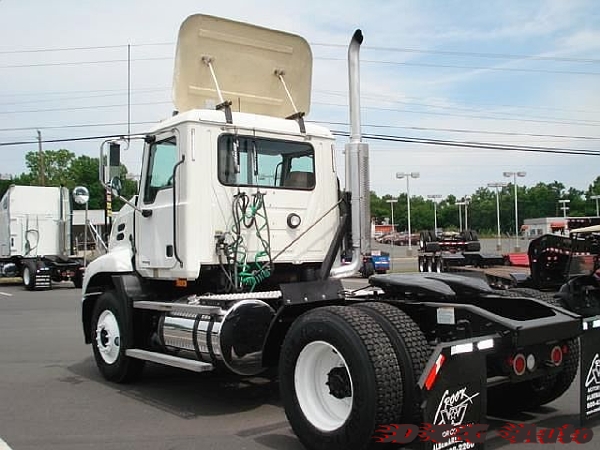 Mack CXN612 Vision