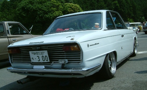 Hino Contessa