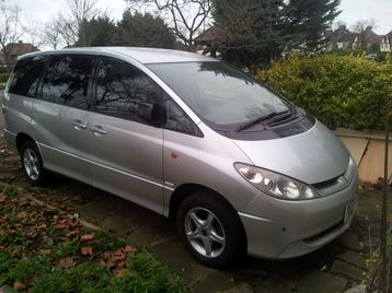 Toyota Estima Hybrid E-Four