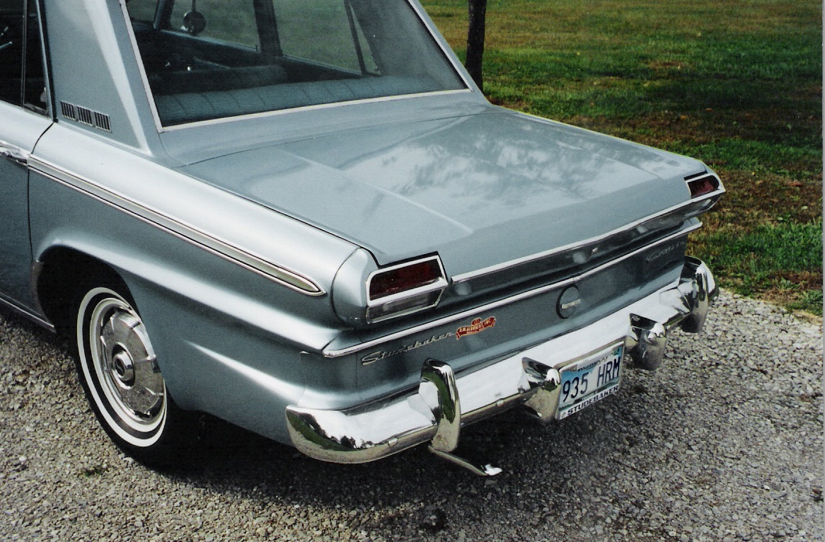 Studebaker Cruiser