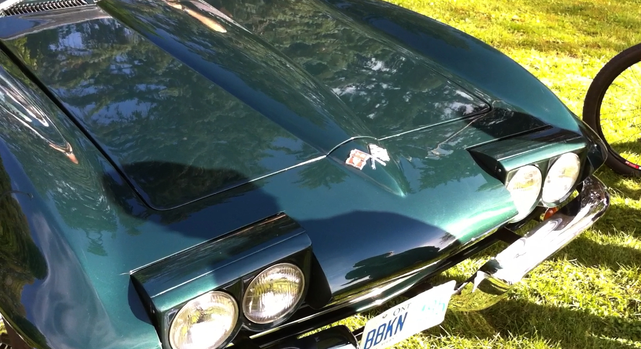 Chevrolet Corvette C2 Sting Ray Convertible