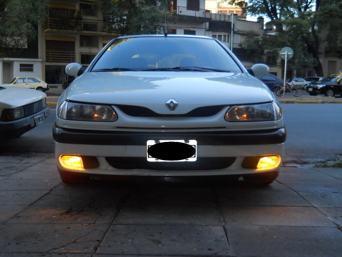 Renault Laguna RXE 20