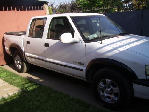 Chevrolet S-10 DLX Apache
