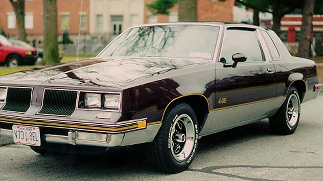 Oldsmobile Hurst Cutlass