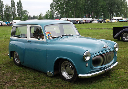 Hillman Husky