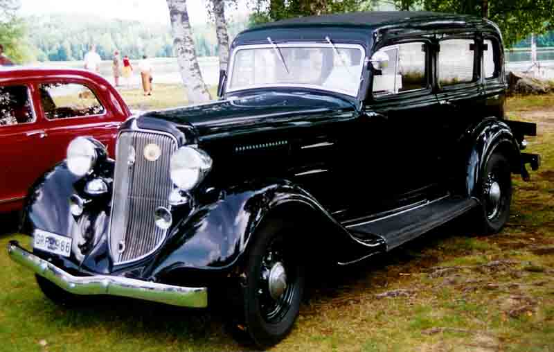Plymouth PE 4dr