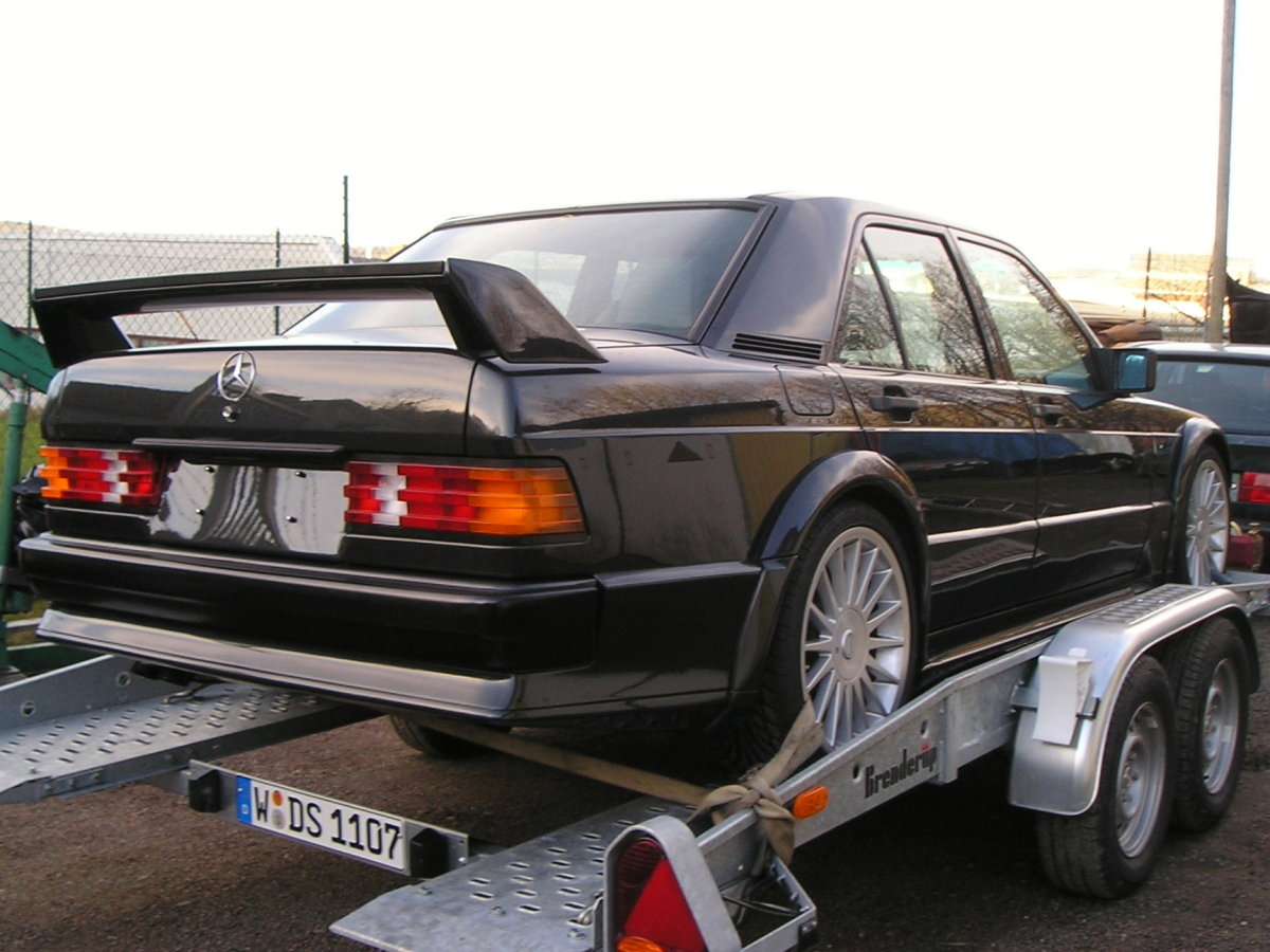 Mercedes-Benz 190E Evolution 1