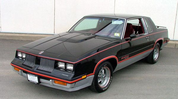 Oldsmobile Hurst Cutlass