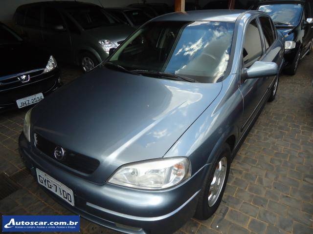 Chevrolet Astra 18 GLS Sedan Chevrolet Astra 18 GLS Sedan