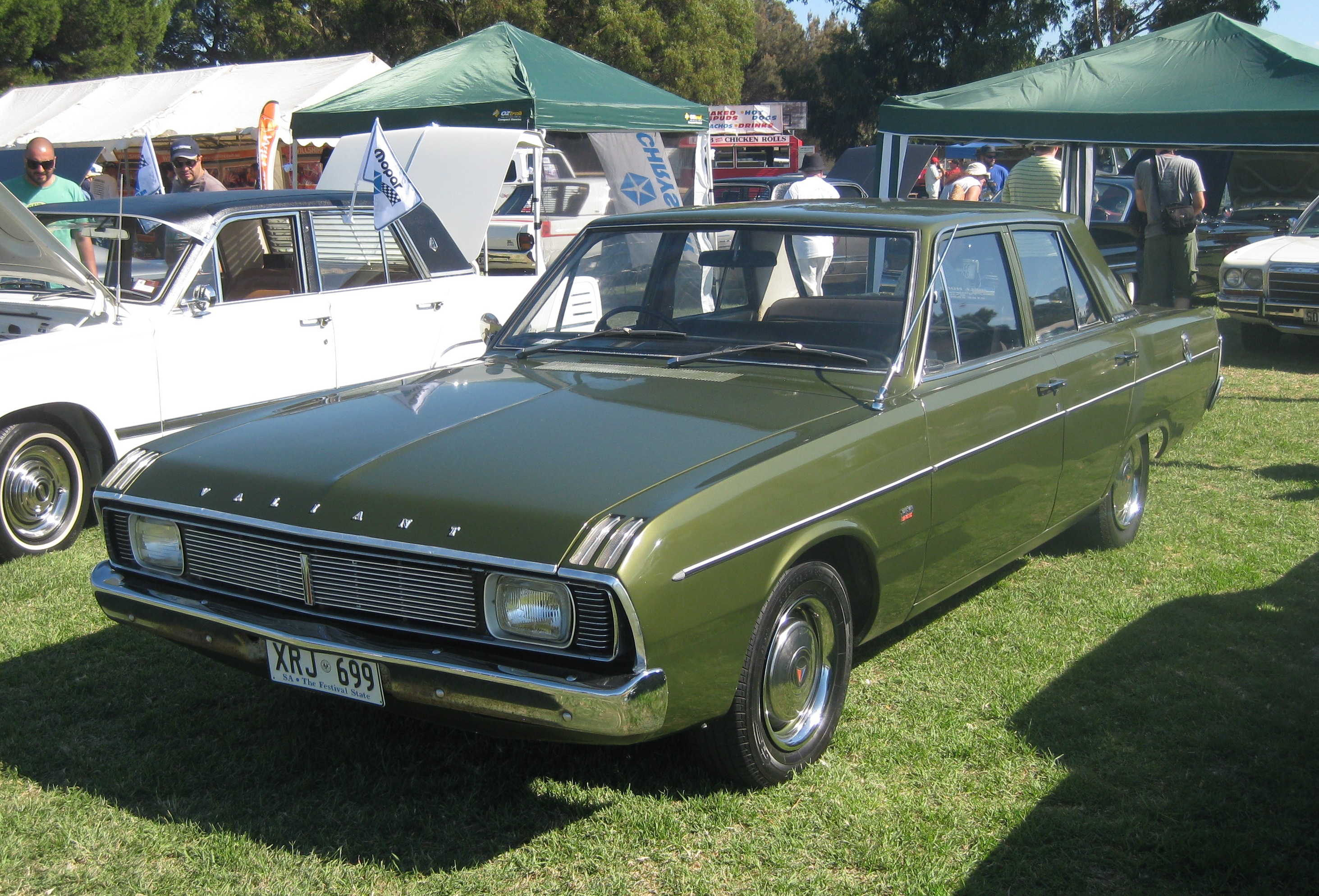 Chrysler VG Valiant