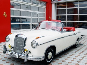 Mercedes-Benz 220 cabrio