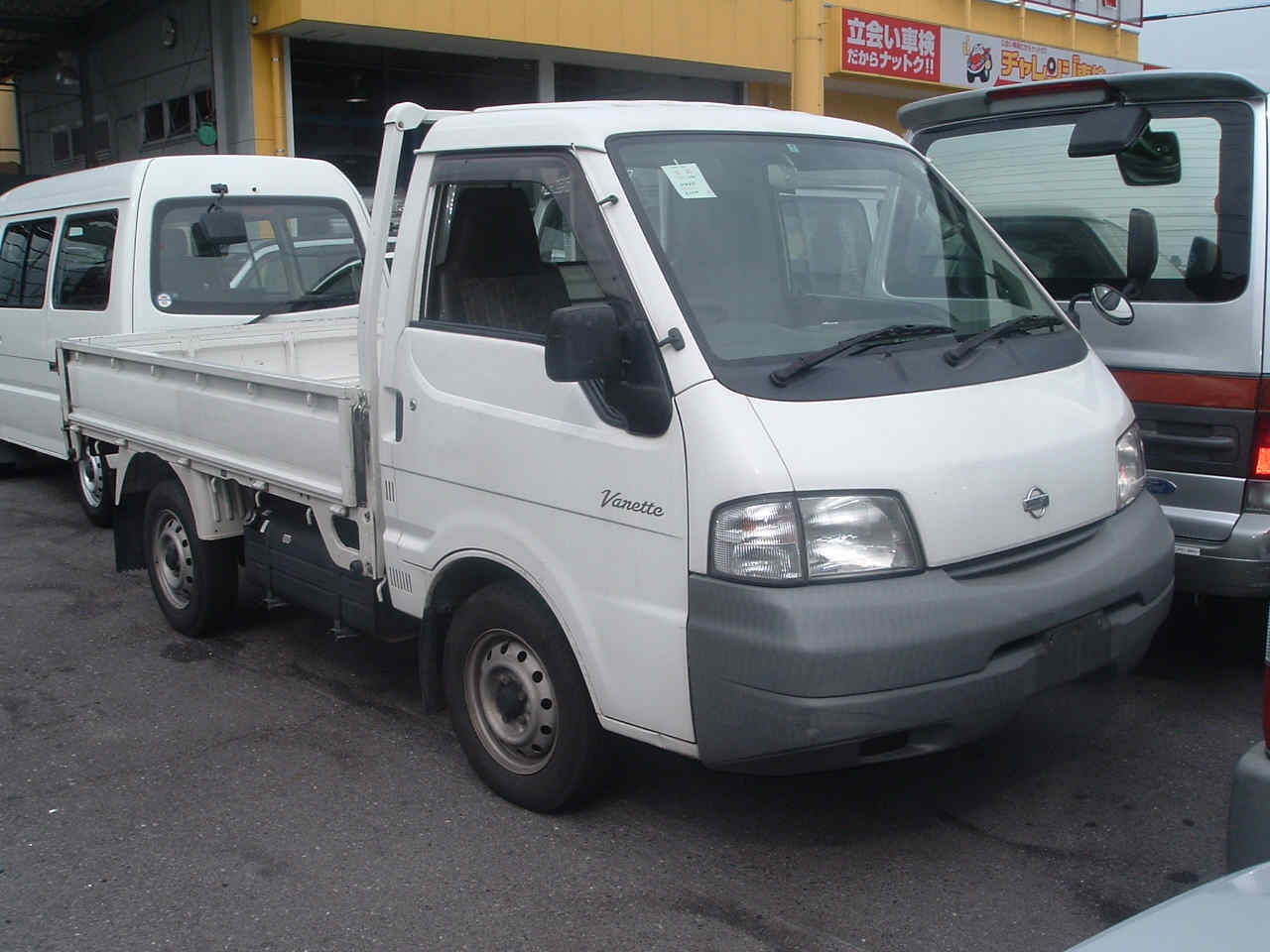 Nissan Vanette Truck