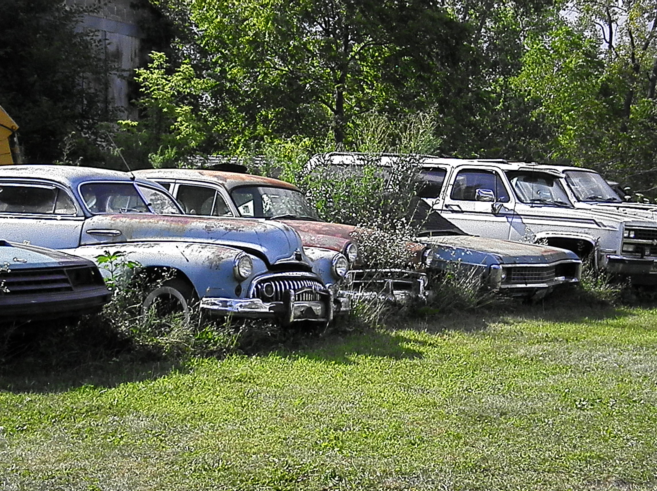 Buick Super De Luxe 2dr sedanet