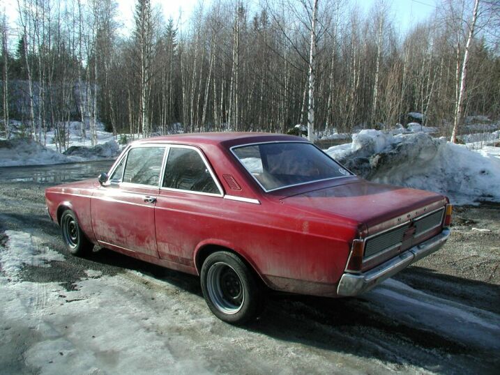 Ford Taunus 17M Sedan