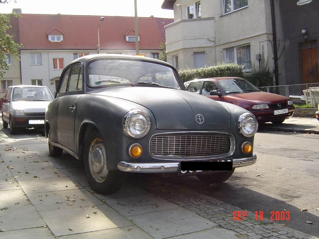 Syrena 104