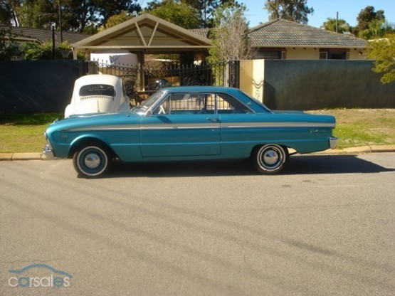 Ford Falcon XM Deluxe Coupe