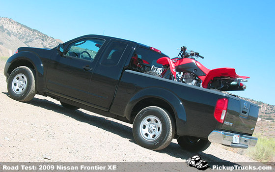 Nissan Frontier XE