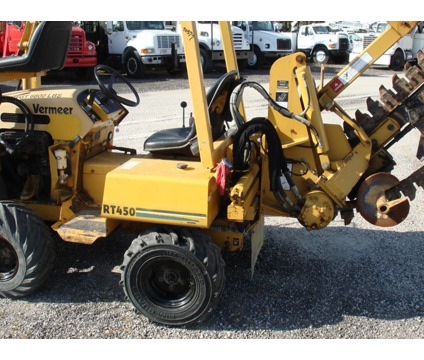 Vermeer RT450 trencher