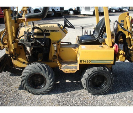 Vermeer RT450 trencher