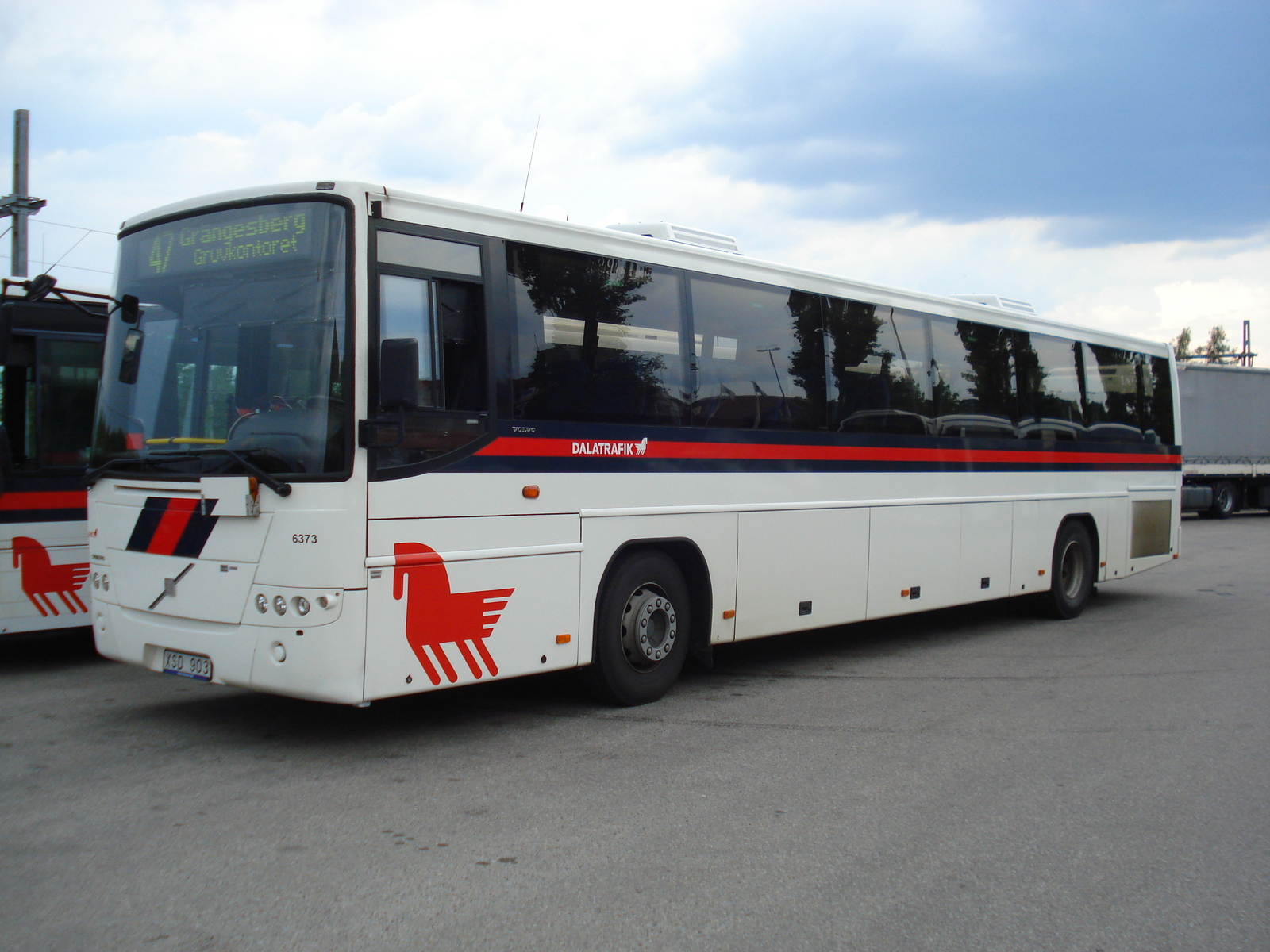 Volvo B12B 4X2 8700