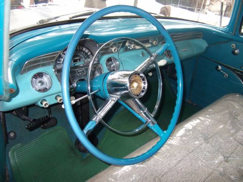 Pontiac Laurentian 4dr HT Pontiac Laurentian 4dr HT