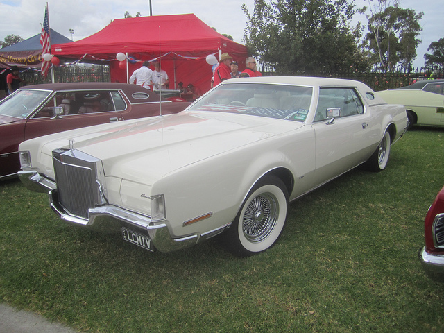 Lincoln Continental mk IV coupe