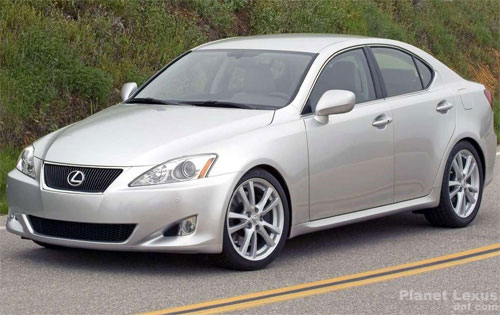 Lexus IS